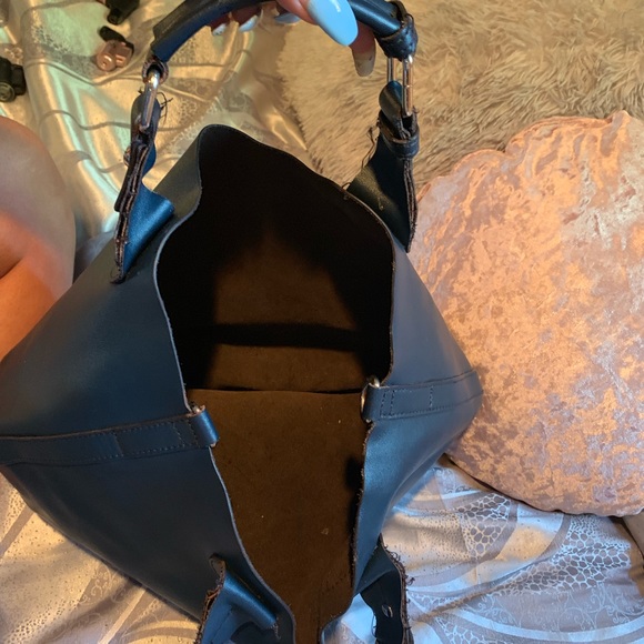 Danier Leather Tote - Picture 3 of 3